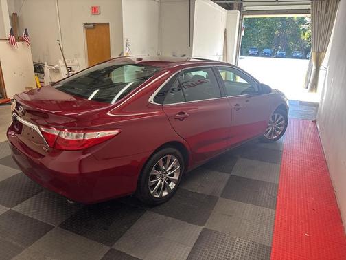 2017 Toyota Camry XLE