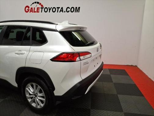 2022 Toyota Corolla Cross LE