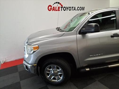 2017 Toyota Tundra SR5
