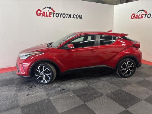 2021 Toyota C-HR XLE