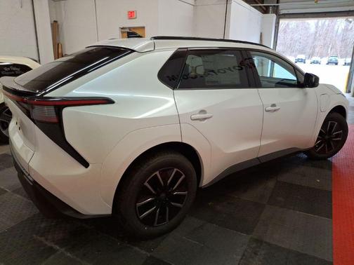 Wind Chill Prl 2026 Toyota bZ XLE