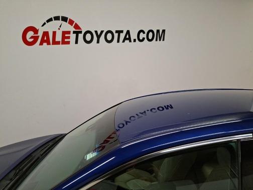 2018 Toyota Camry Hybrid XLE