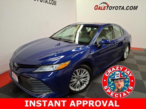 2018 Toyota Camry Hybrid XLE
