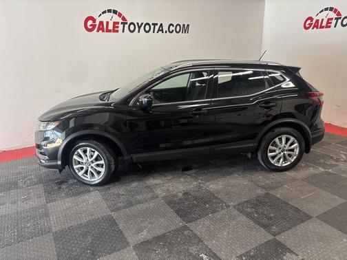 2021 Nissan Rogue Sport SV