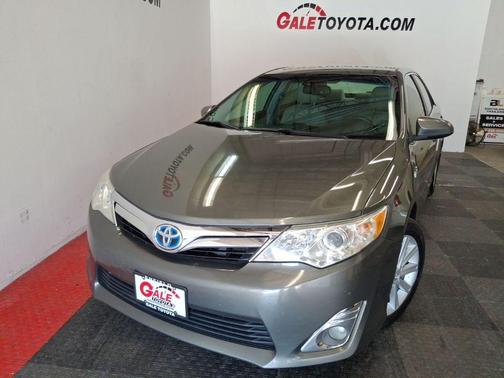 2014 Toyota Camry Hybrid XLE