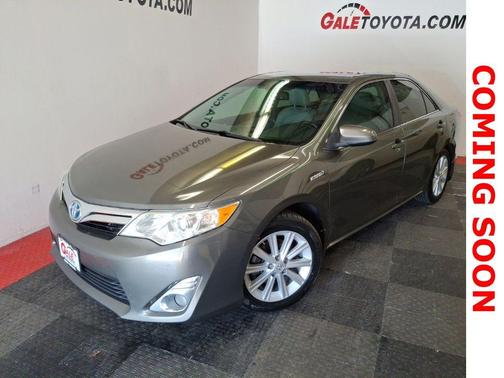 2014 Toyota Camry Hybrid XLE