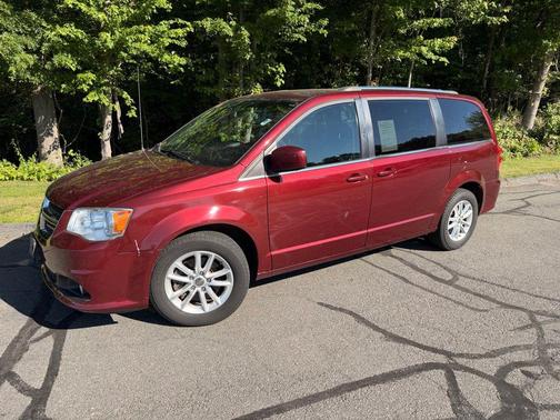 Octane Red Pearlcoat 2018 Dodge Grand Caravan SXT