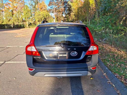 Black Sapphire Metallic 2012 Volvo XC70 3.2 Premier