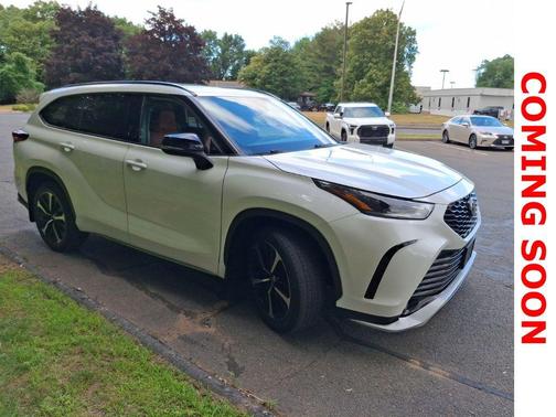Blizzard Pearl 2021 Toyota Highlander XSE