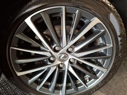 Black 2022 Lexus ES 350 Base