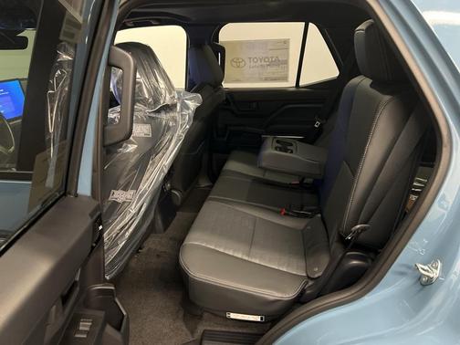 2025 Toyota 4Runner TRD Sport Premium