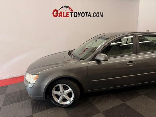 Willow Gray 2010 Hyundai SONATA SE