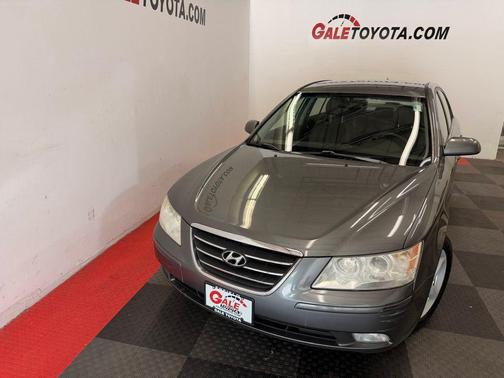 Willow Gray 2010 Hyundai SONATA SE