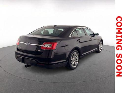 Tuxedo Black Metallic 2010 Ford Taurus Limited