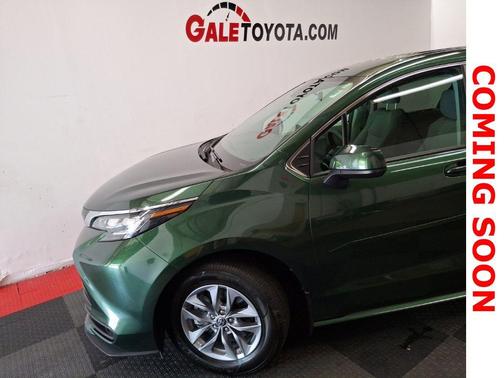 Cypress 2023 Toyota Sienna LE