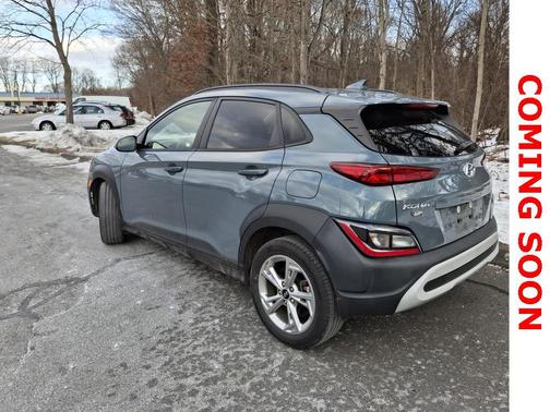 2022 Hyundai KONA SEL