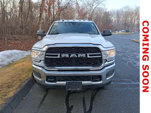 2019 RAM 2500 Tradesman Crew Cab 4x4 6'4' Box