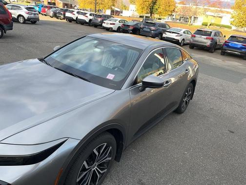 2023 Toyota Crown XLE