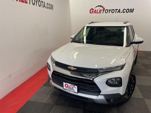 Summit White 2021 Chevrolet Trailblazer LT