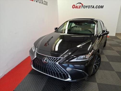 2024 Lexus ES 250 Base
