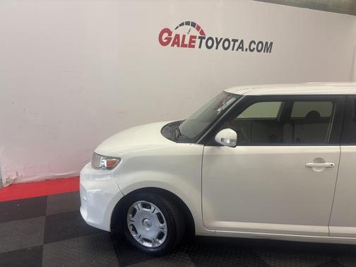 2012 Scion xB Release Series 9.0