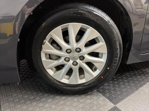 2012 Toyota Prius Plug-in Base