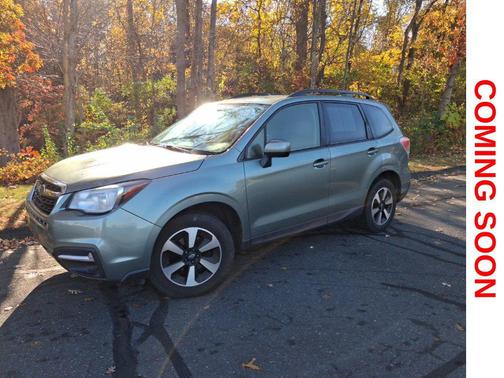 Green Metallic 2018 Subaru Forester 2.5i Premium