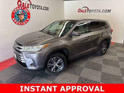 2018 Toyota Highlander LE