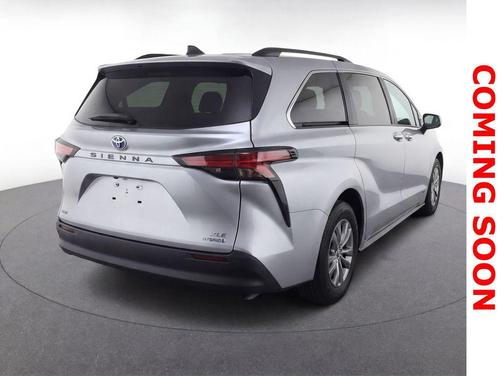 2021 Toyota Sienna XLE 7 Passenger