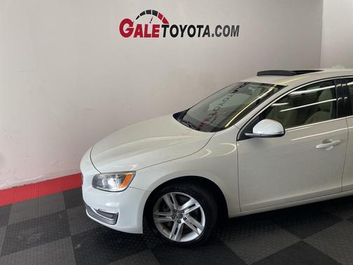 2014 Volvo S60 T5 Platinum