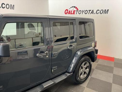 2017 Jeep Wrangler Unlimited Sahara