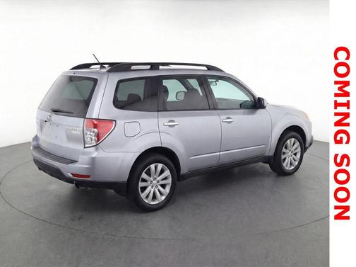 Ice Silver Metallic 2013 Subaru Forester 2.5X