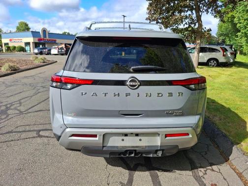 Boulder Gray Pearl 2022 Nissan Pathfinder Platinum 4WD