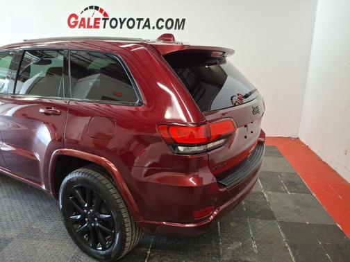 2018 Jeep Grand Cherokee Altitude