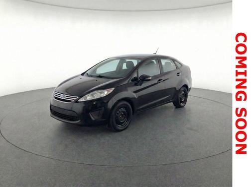 Tuxedo Black Metallic 2013 Ford Fiesta SE