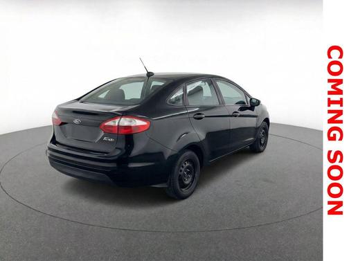 Tuxedo Black Metallic 2013 Ford Fiesta SE