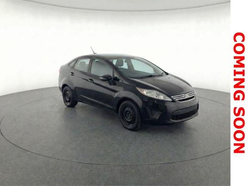 Tuxedo Black Metallic 2013 Ford Fiesta SE