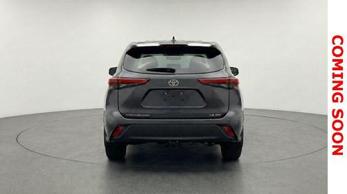 2021 Toyota Highlander LE