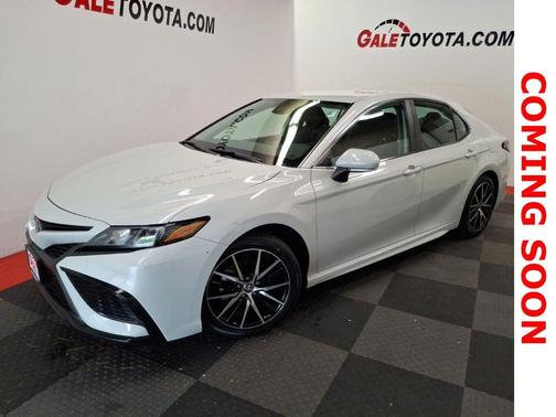 Ice Edge 2023 Toyota Camry SE