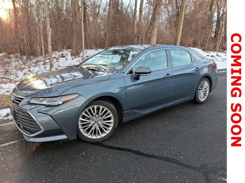 2019 Toyota Avalon Hybrid Limited