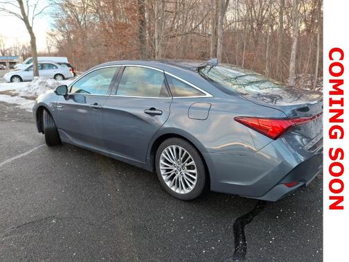 2019 Toyota Avalon Hybrid Limited