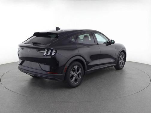 Shadow Black 2022 Ford Mustang Mach-E Select
