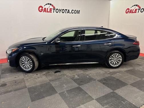 2016 INFINITI Q70L 3.7X