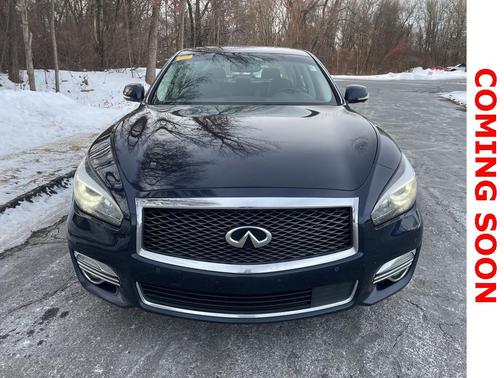 2016 INFINITI Q70L 3.7X