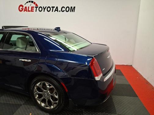 2016 Chrysler 300 S