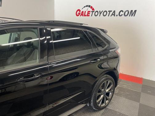 2017 Ford Edge Sport