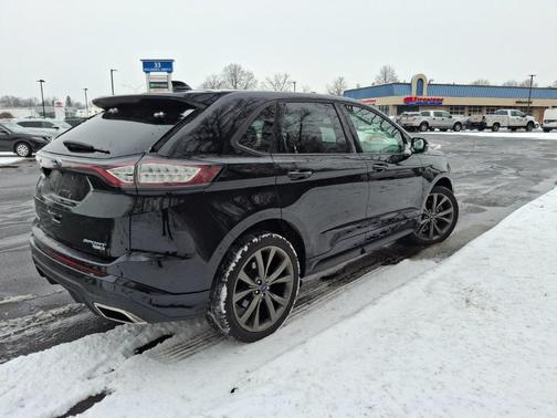 2017 Ford Edge Sport