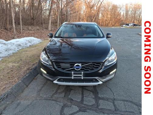 2016 Volvo V60 Cross Country T5