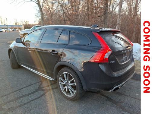 2016 Volvo V60 Cross Country T5