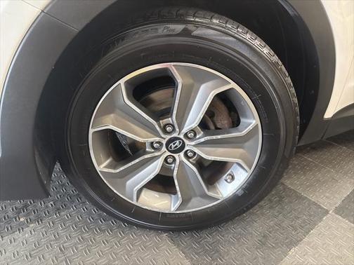 2013 Hyundai SANTA FE GLS